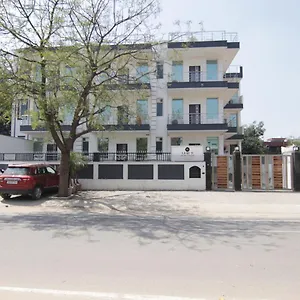 Hotel Leaf 9, Cyber Near Ambience Mall, Gurgaon